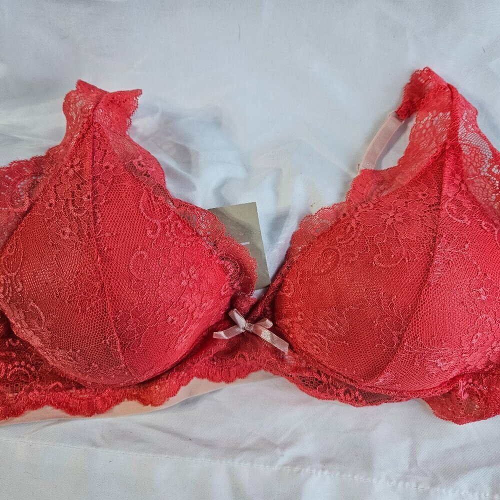 Maurice’s coral bra Large‎ NWT